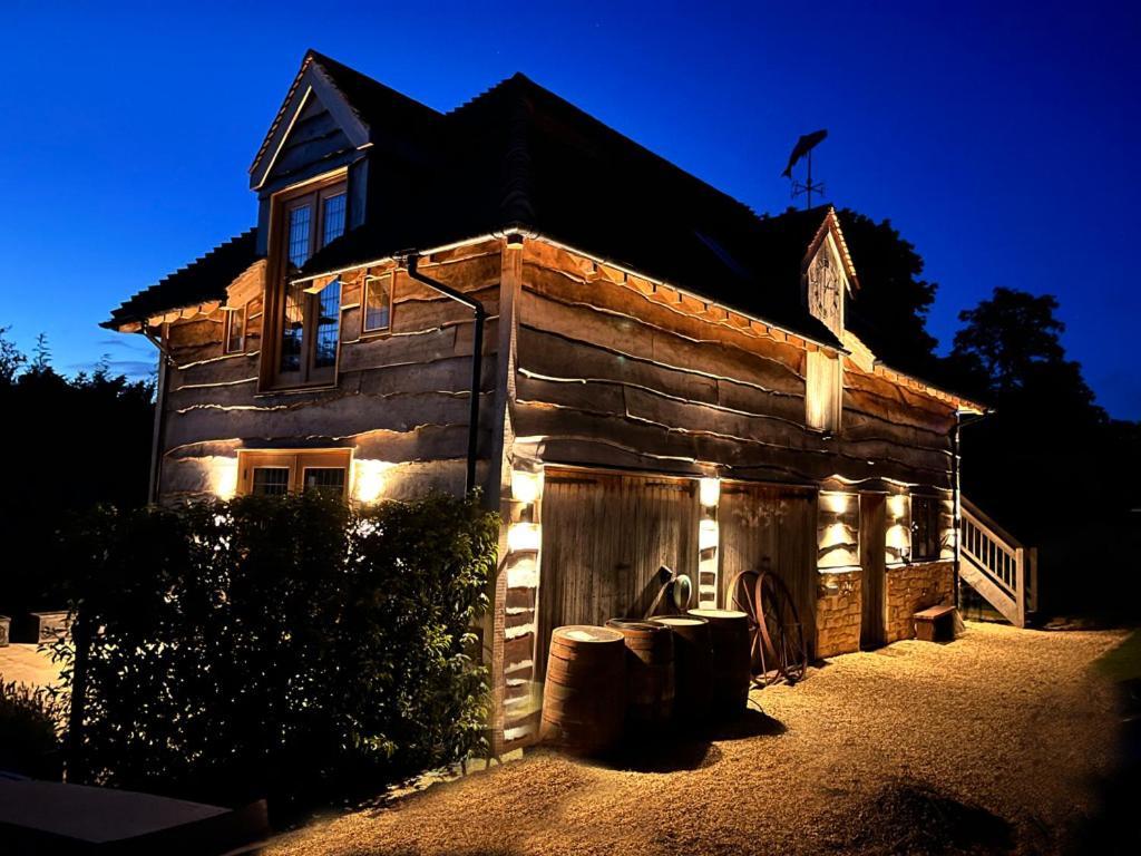Отель Abbots Grange Manor House (Adults Only) Броадвэй Экстерьер фото